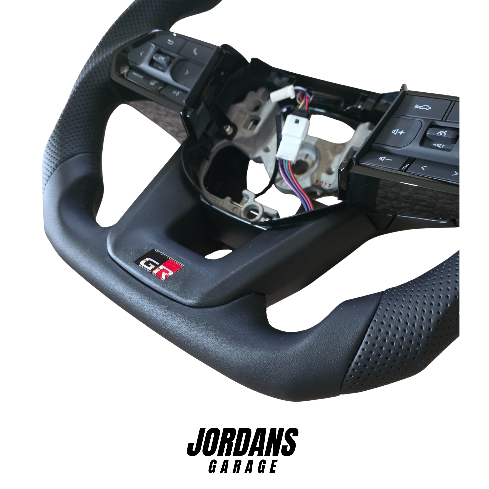 TOYOTA LANDCRUISER 70 SERIES STEERING WHEEL UPGRADE